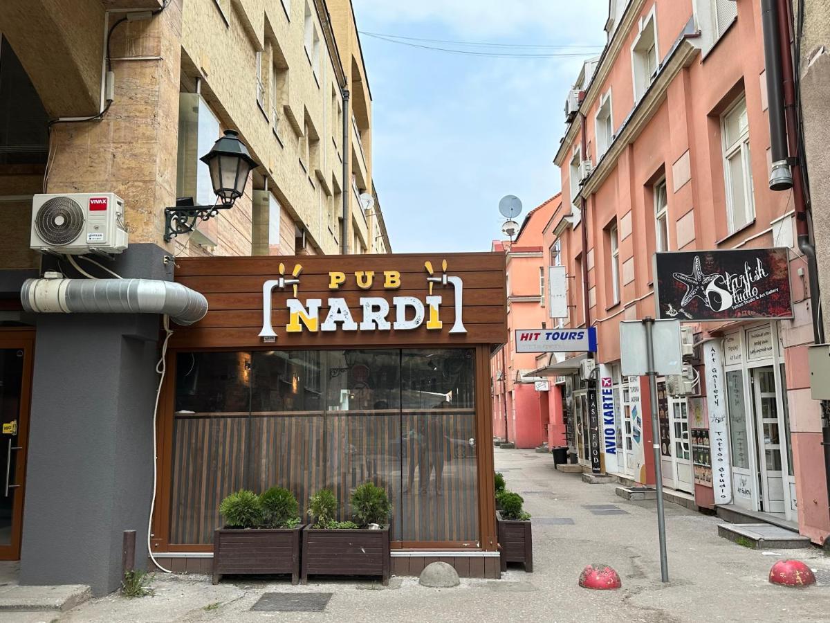 Apartment Teatar Tuzla Exterior photo